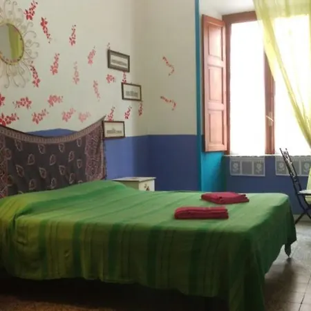 Bed & Breakfast Casa White *